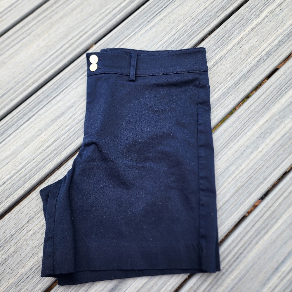 Sz 8 Chaps navy classic shorts - Picture 5 of 7